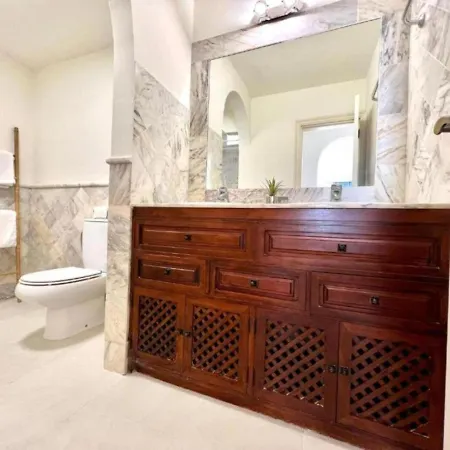 Three Bedrooms With Sea View,heated Pool, First Line Of The Atlantic Ocean Apartment Los Realejos