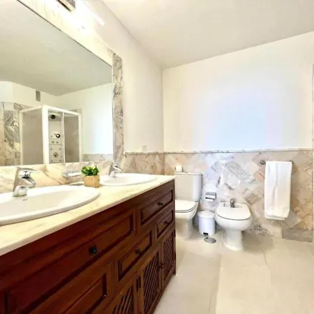 Apartment Three Bedrooms With Sea View,heated Pool, First Line Of The Atlantic Ocean *