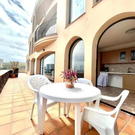 Three Bedrooms With Sea View,heated Pool, First Line Of The Atlantic Ocean Apartment Los Realejos