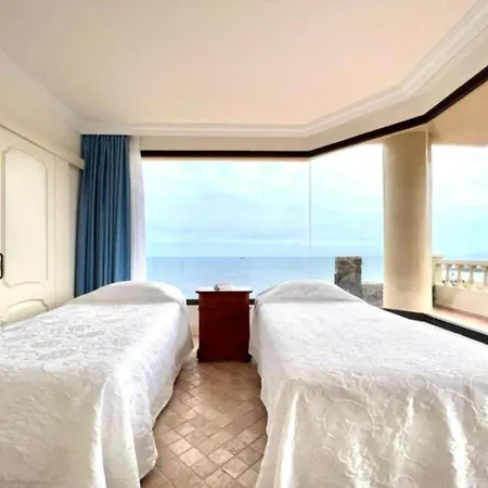 Three Bedrooms With Sea View,heated Pool, First Line Of The Atlantic Ocean * 로스 레알레호스