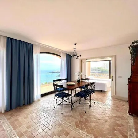아파트 Three Bedrooms With Sea View,heated Pool, First Line Of The Atlantic Ocean *