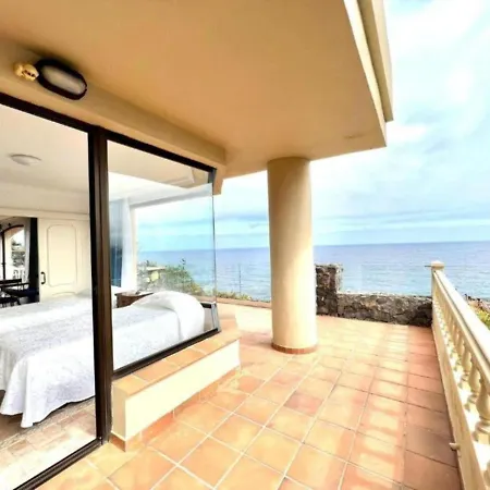 아파트 Three Bedrooms With Sea View,heated Pool, First Line Of The Atlantic Ocean
