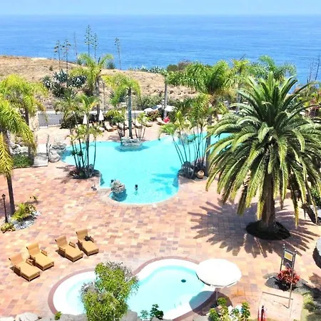 Three Bedrooms With Sea View,heated Pool, First Line Of The Atlantic Ocean * 로스 레알레호스
